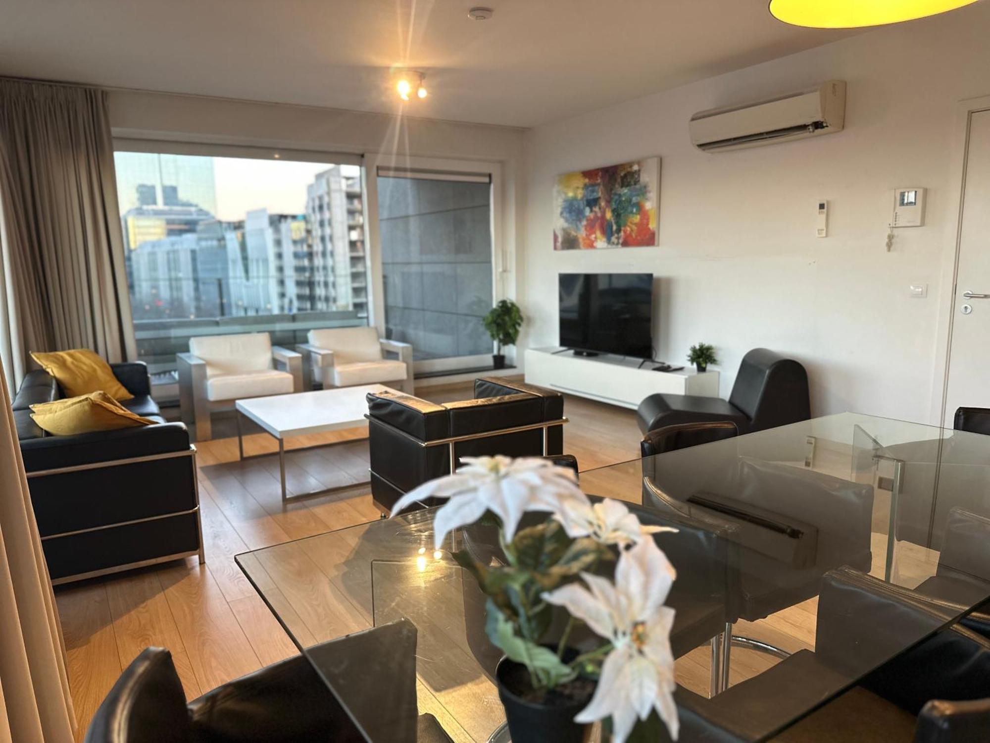 Apartment With Balcony In Brussels Center Bagian luar foto