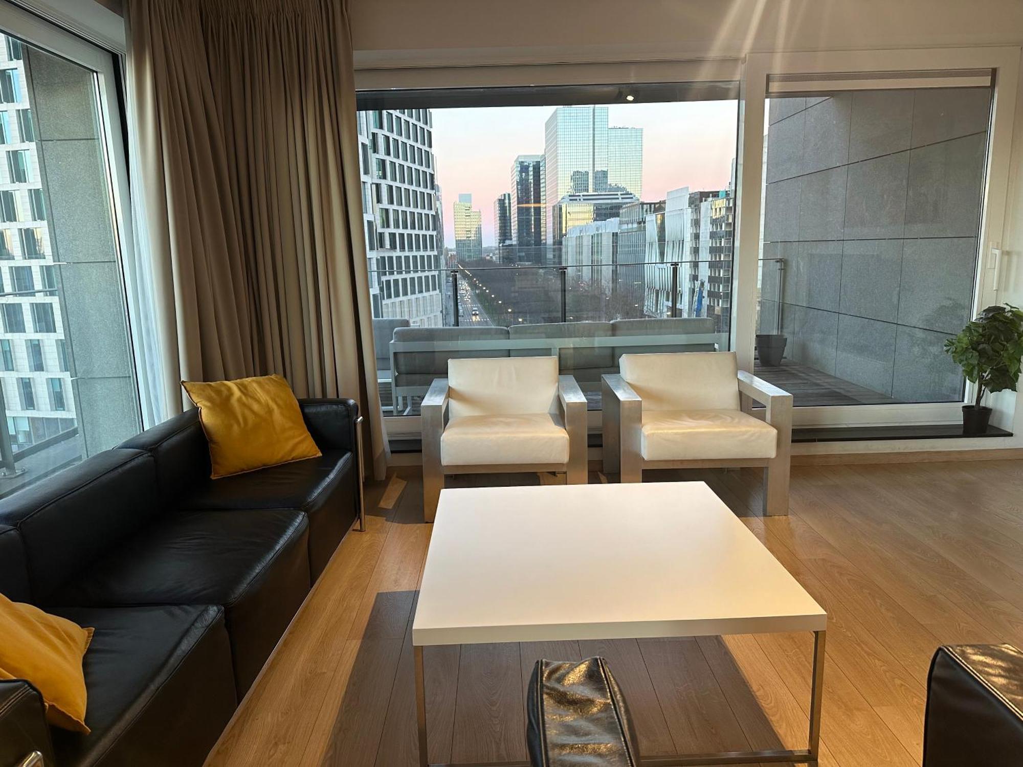 Apartment With Balcony In Brussels Center Bagian luar foto