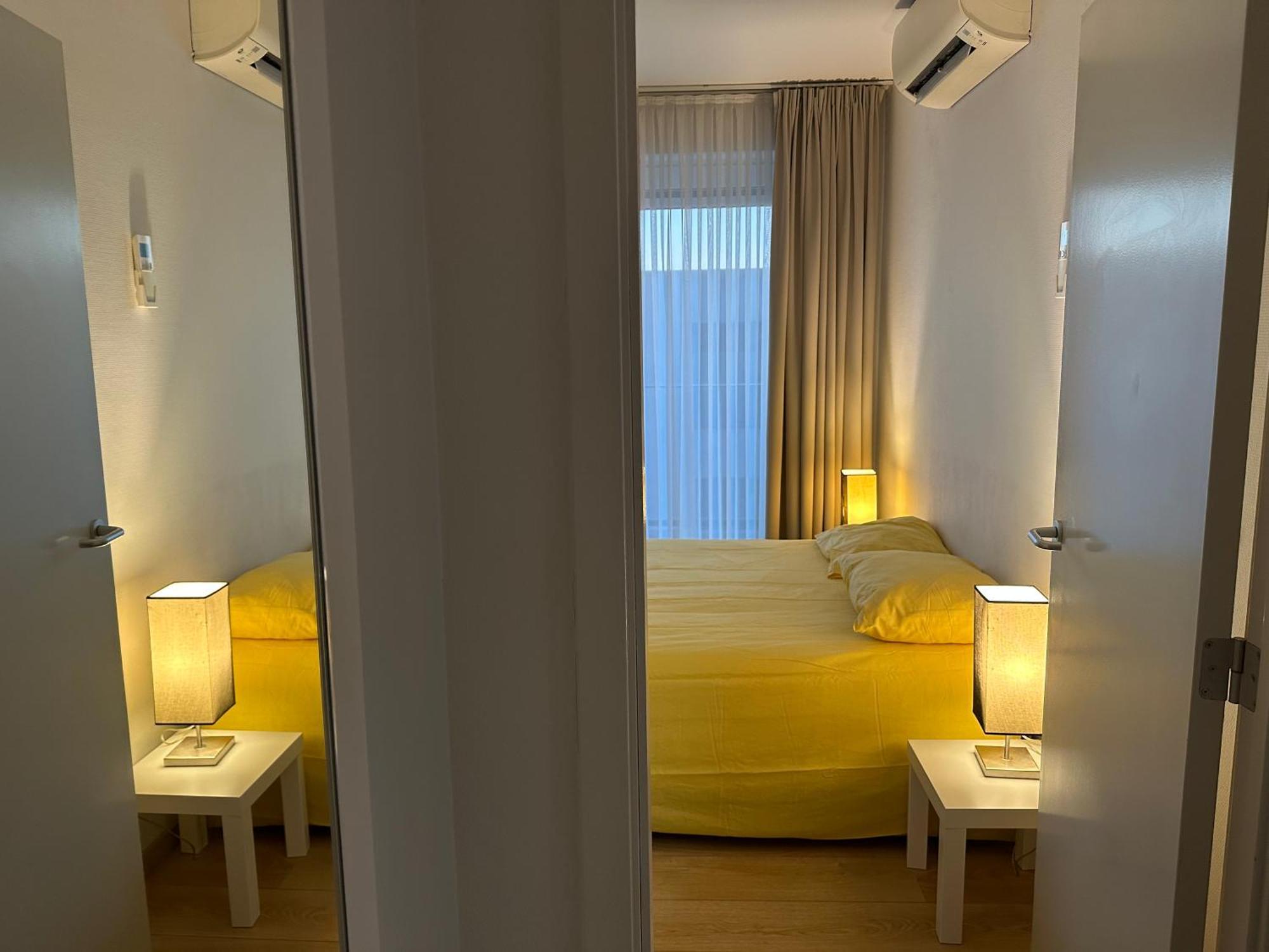 Apartment With Balcony In Brussels Center Bagian luar foto